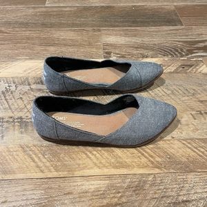 (Sold) Women’s TOMS Jutti Neat Woven pointed-toe flat